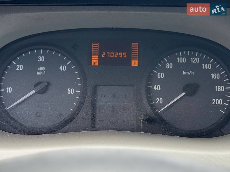 Минивэн Opel Vivaro 2010 в Рава-Русской