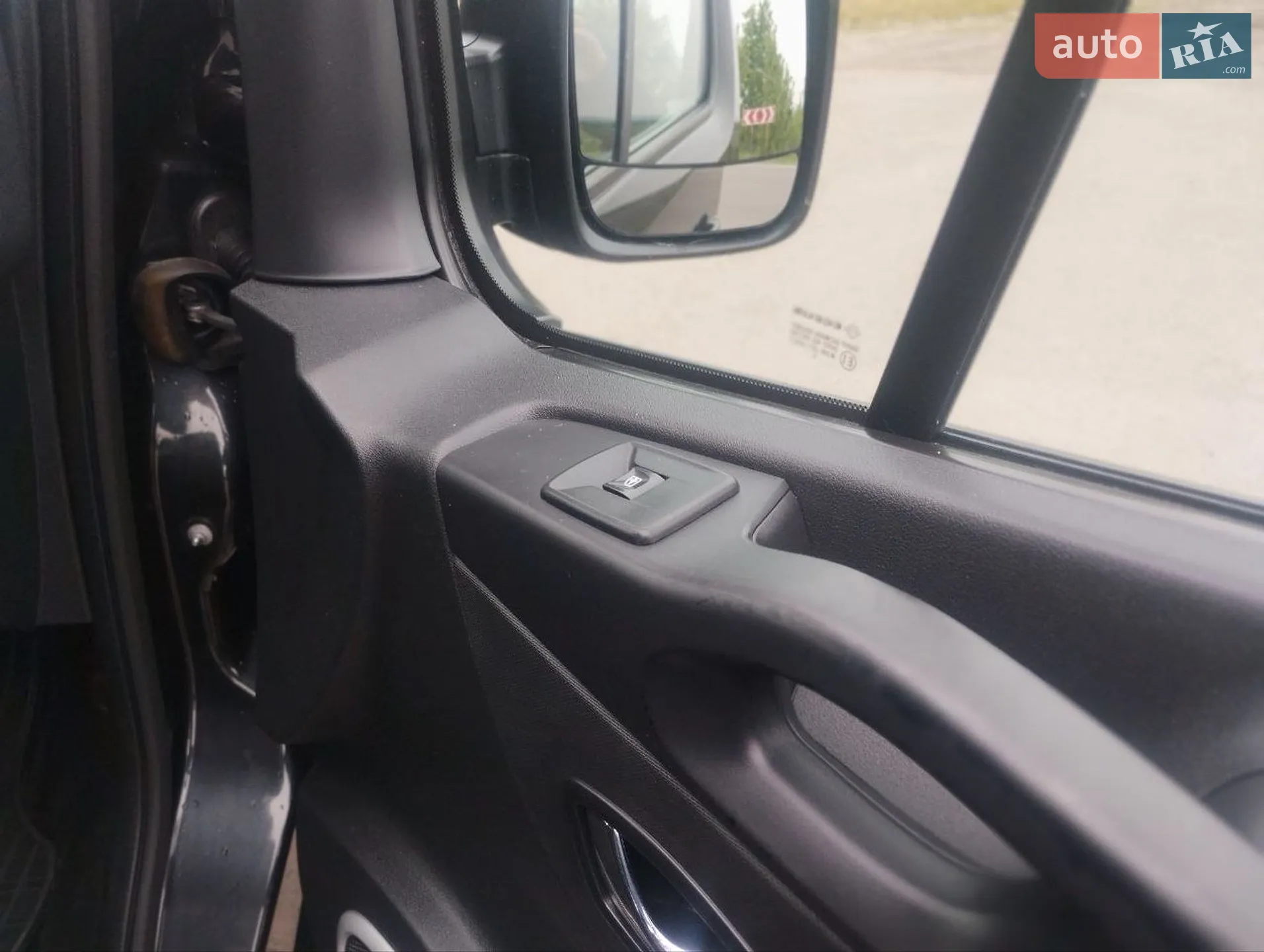 2016 Opel Vivaro - мініатюра 22