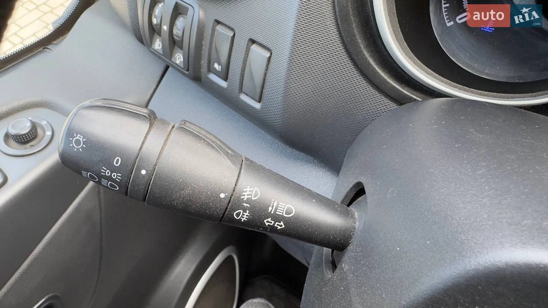 2016 Opel Vivaro - мініатюра 22