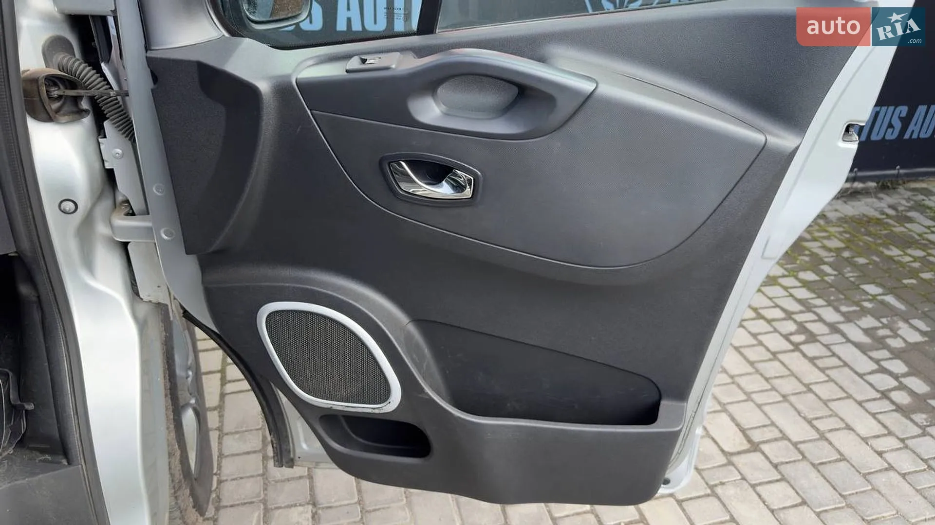 2016 Opel Vivaro - мініатюра 31