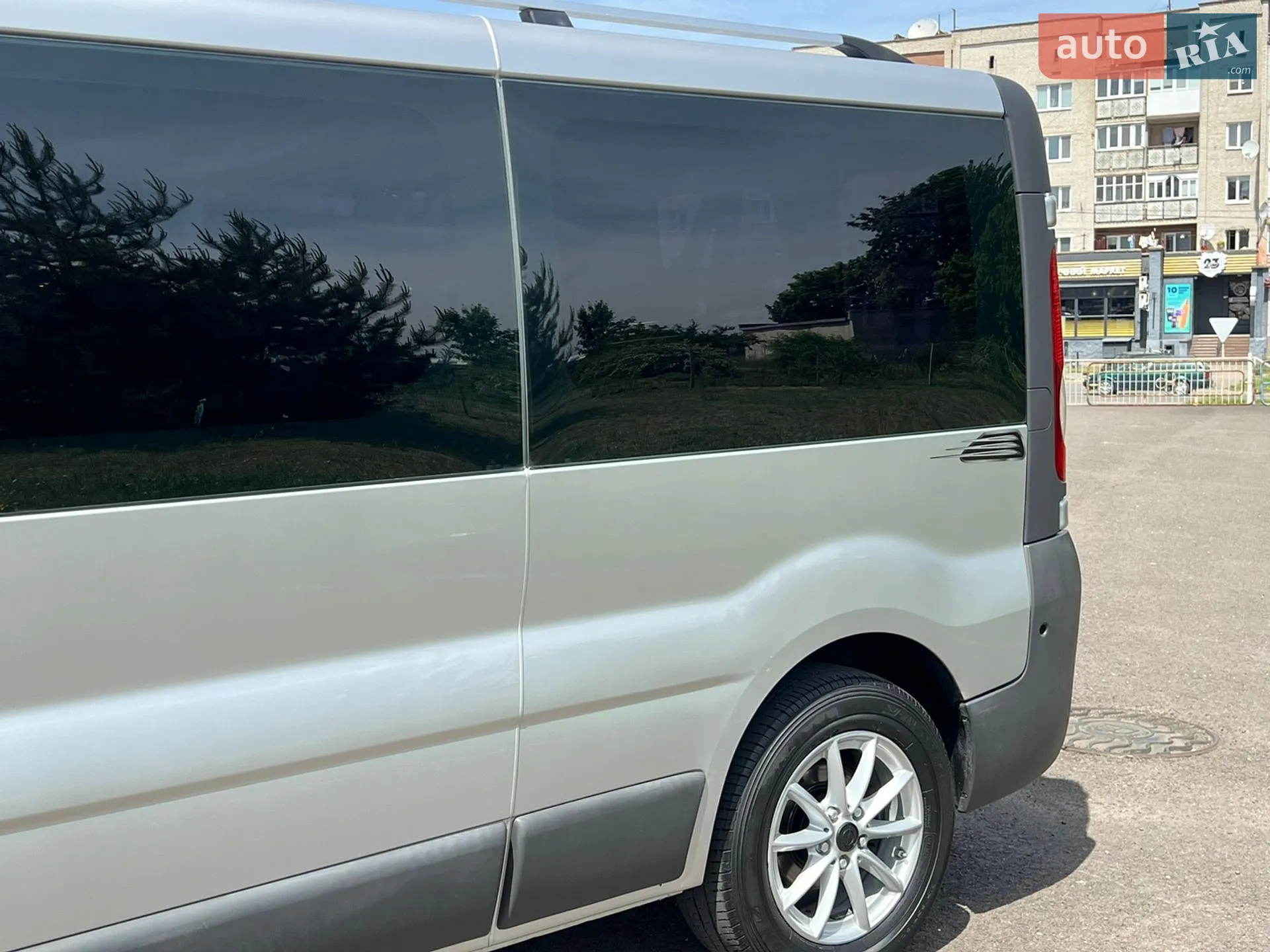 2010 Opel Vivaro - мініатюра 24