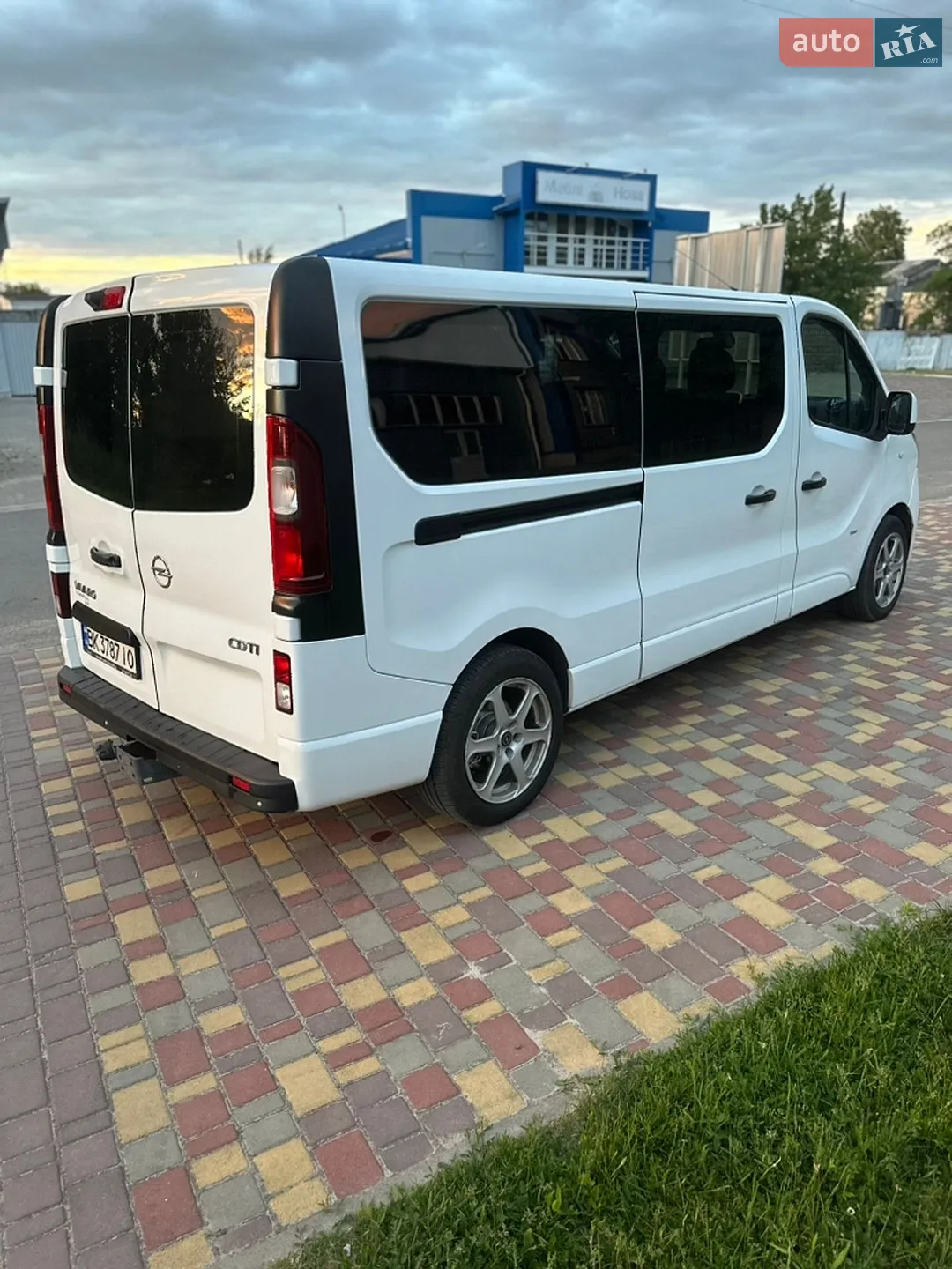 2015 Opel Vivaro - мініатюра 9