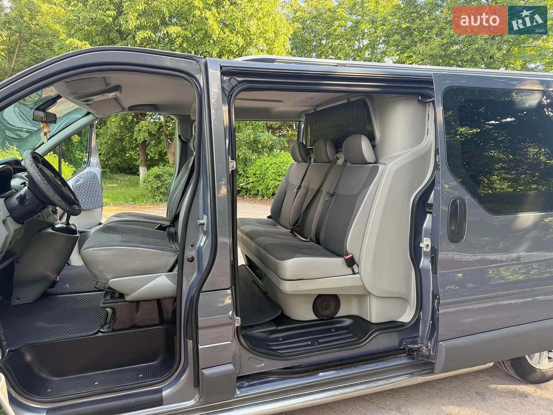 2011 Opel Vivaro - мініатюра 25
