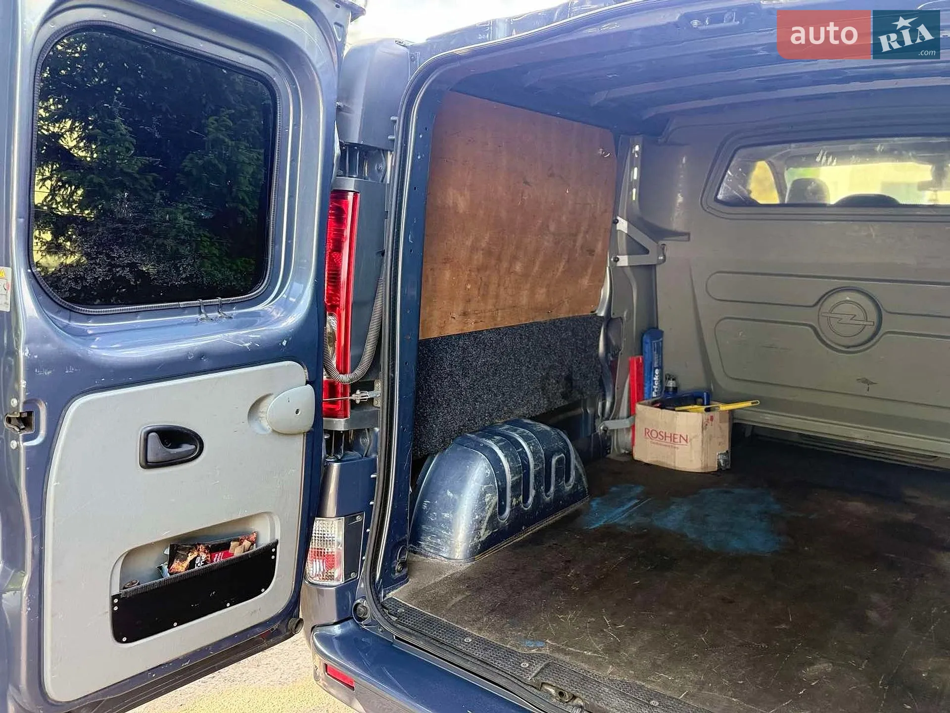 2011 Opel Vivaro - мініатюра 32