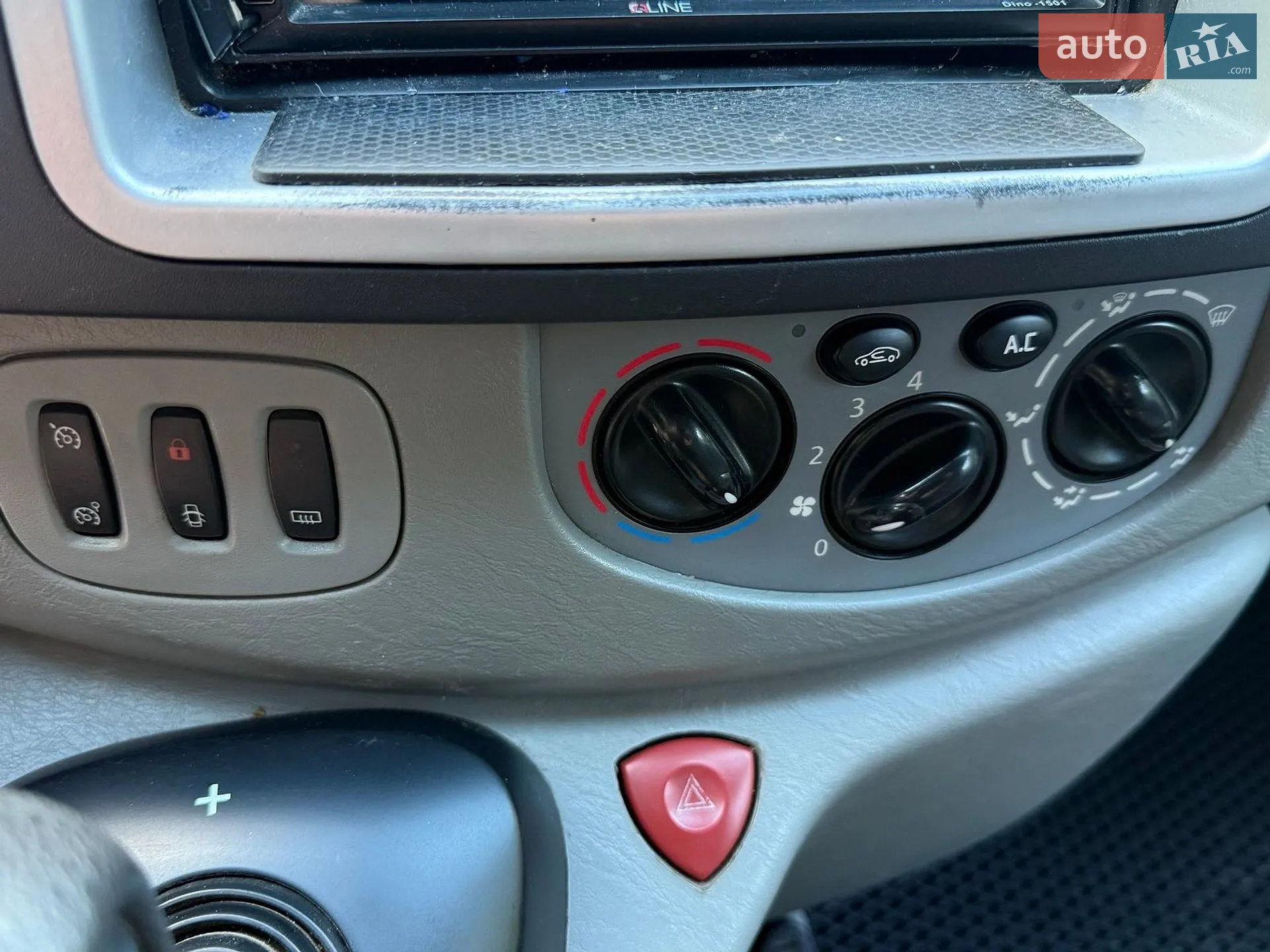 2011 Opel Vivaro - мініатюра 51