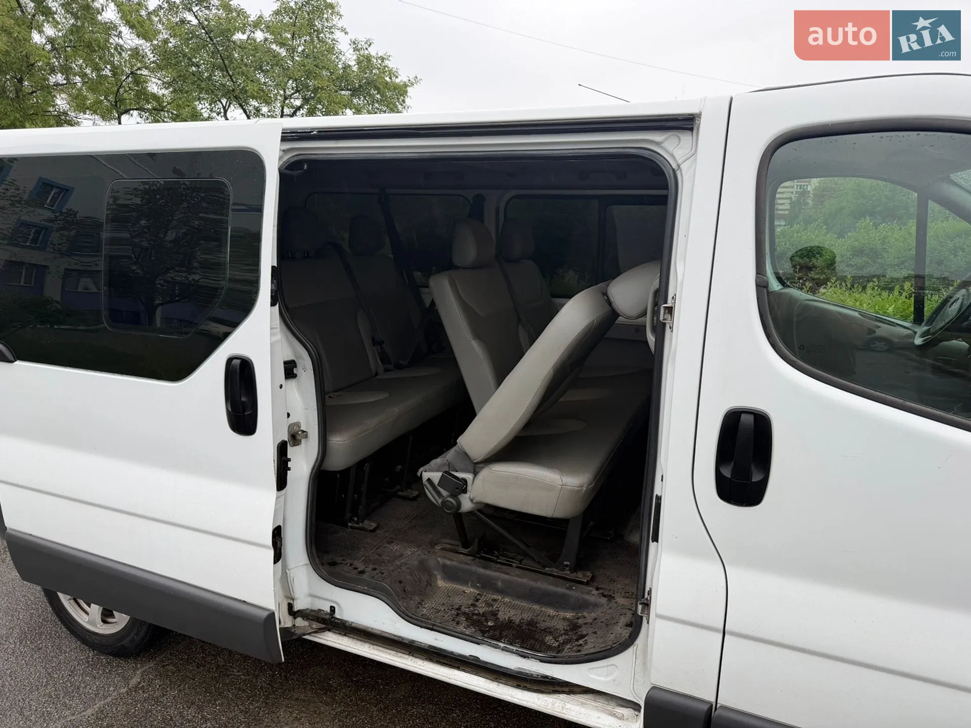 2011 Opel Vivaro - мініатюра 10