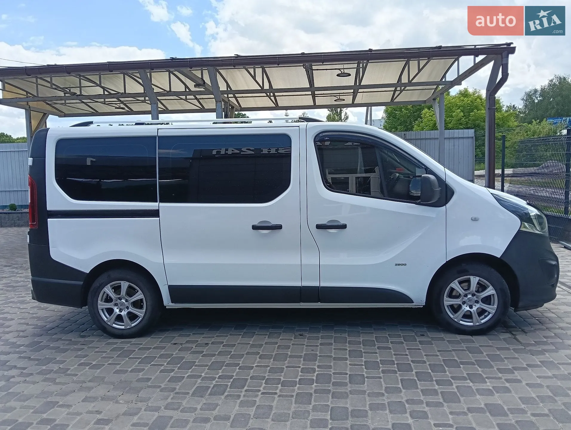 2015 Opel Vivaro - мініатюра 3