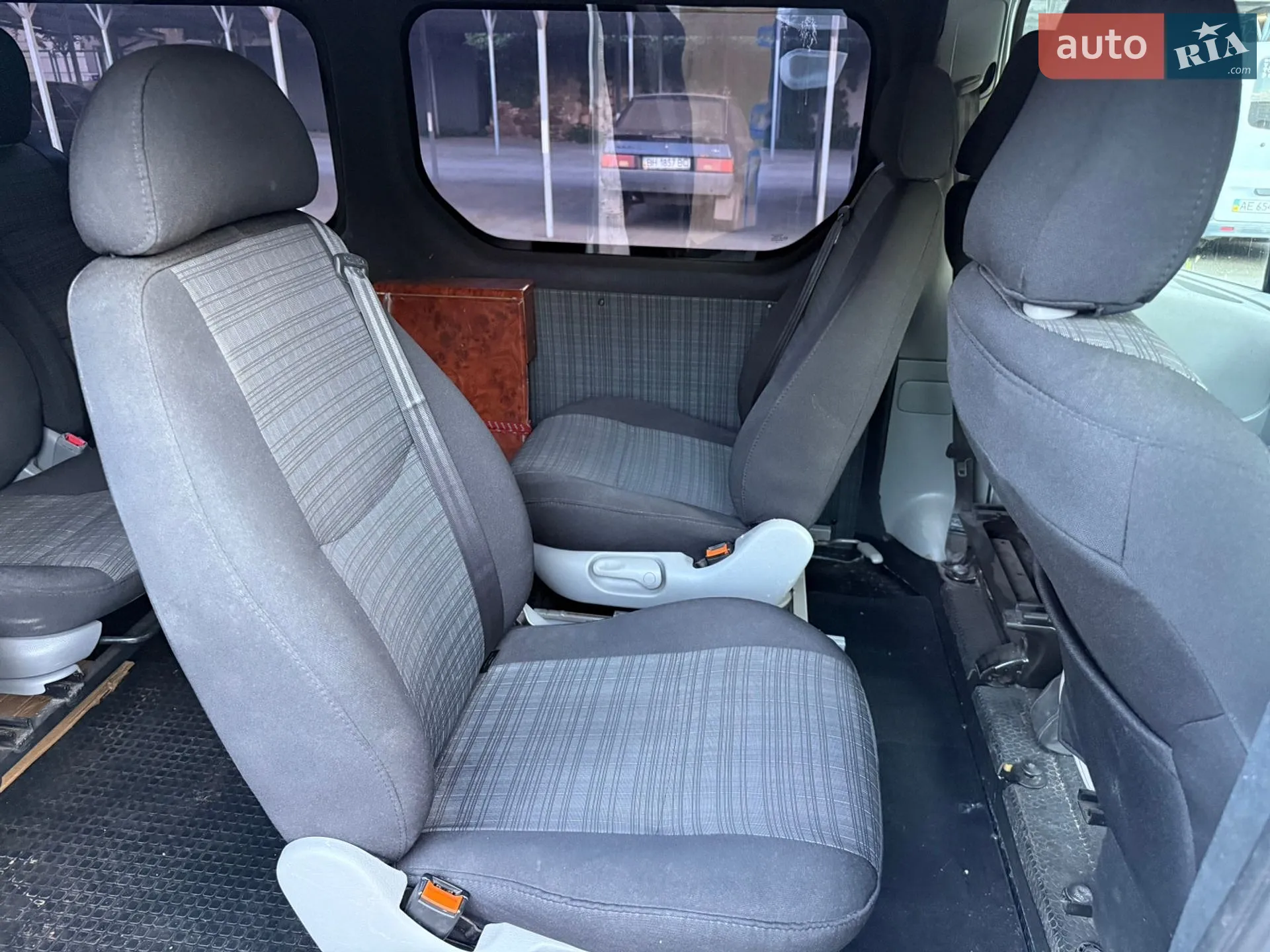 2011 Opel Vivaro - мініатюра 14