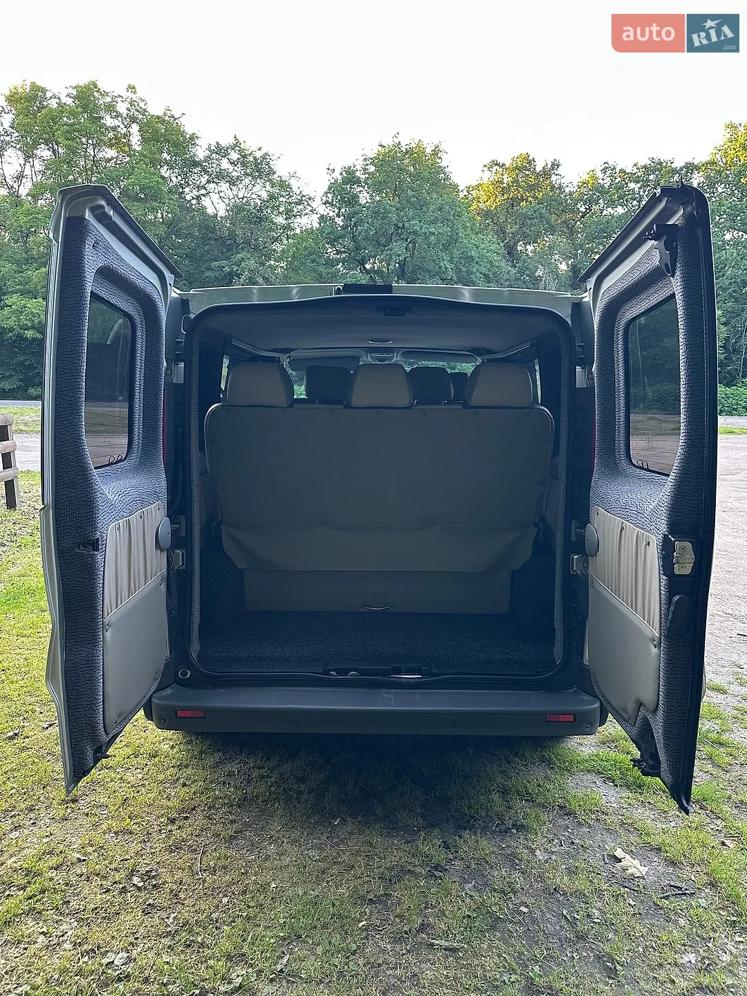 2011 Opel Vivaro - мініатюра 10