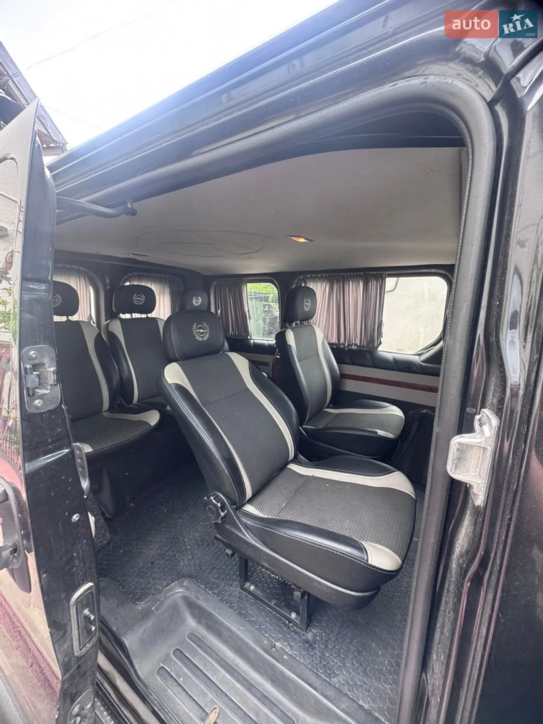 2010 Opel Vivaro - мініатюра 5