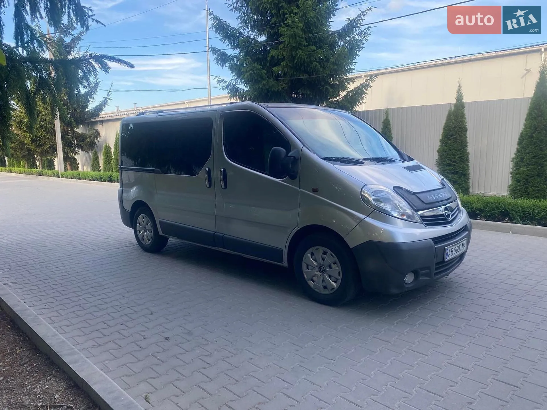 2010 Opel Vivaro - мініатюра 13