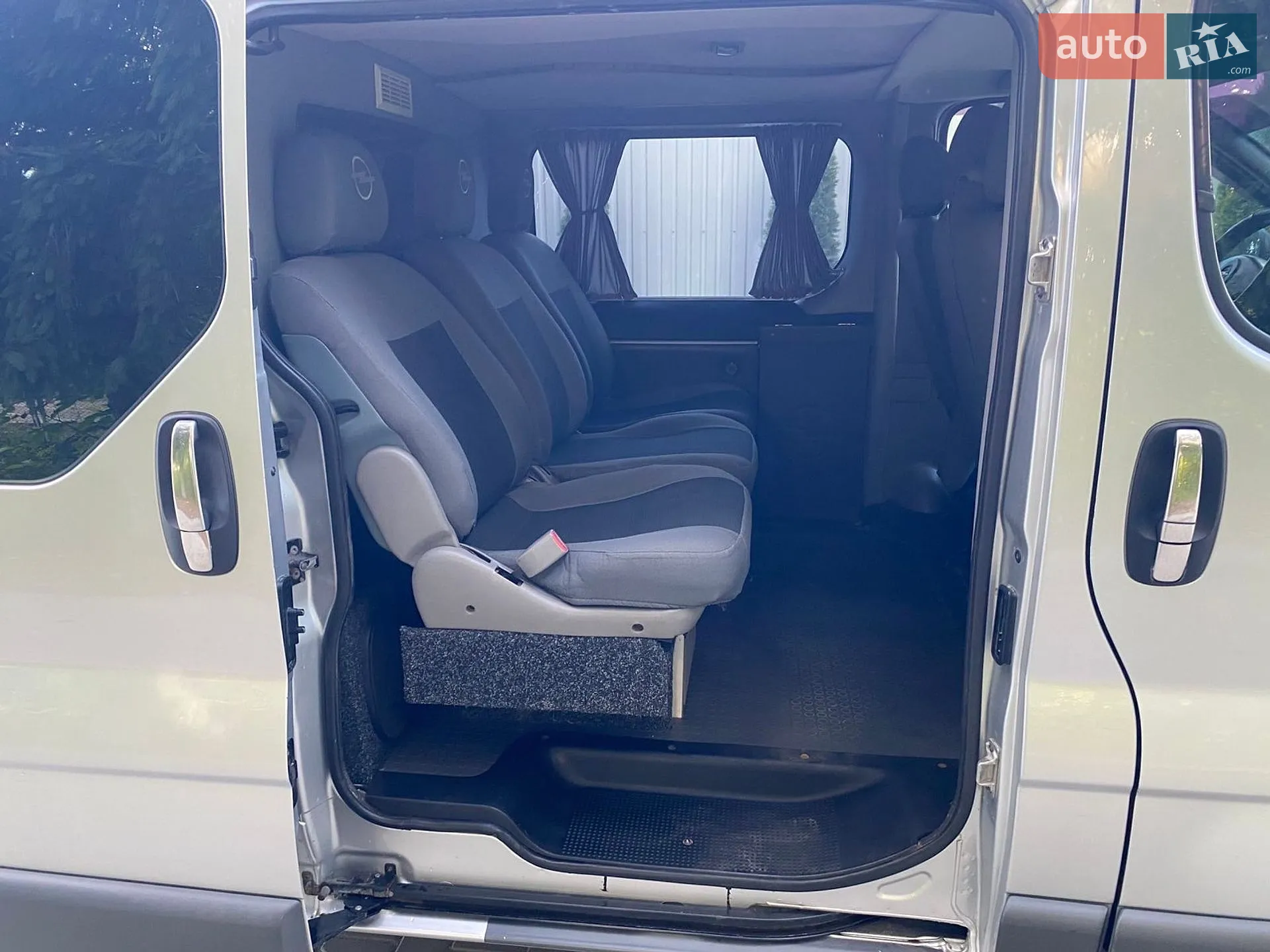 2010 Opel Vivaro - мініатюра 35