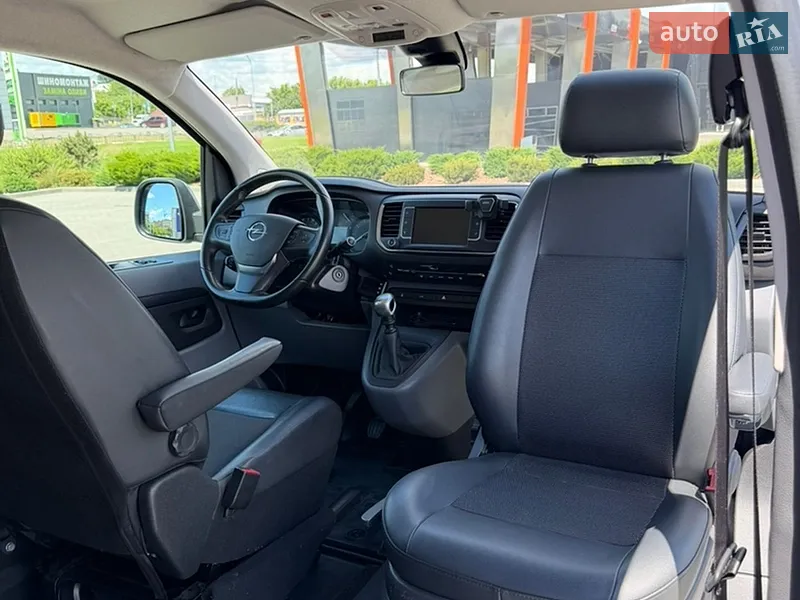 Opel Vivaro 2019 VIN VXEVFAHKKLZ017731 фото оголошення 17 з 48