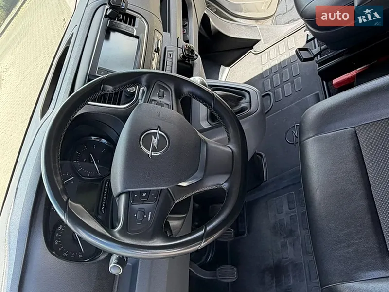 Opel Vivaro 2019 VIN VXEVFAHKKLZ017731 фото оголошення 18 з 48