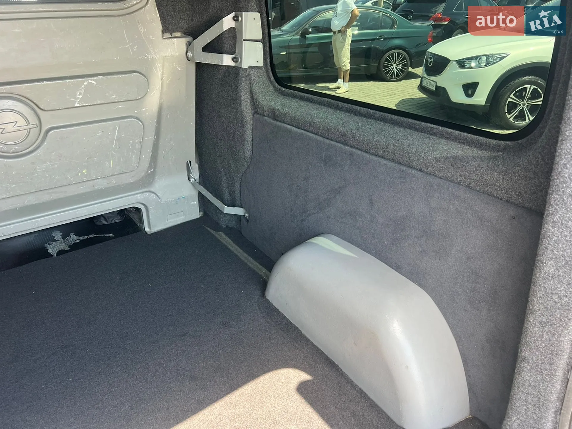 2012 Opel Vivaro - мініатюра 29