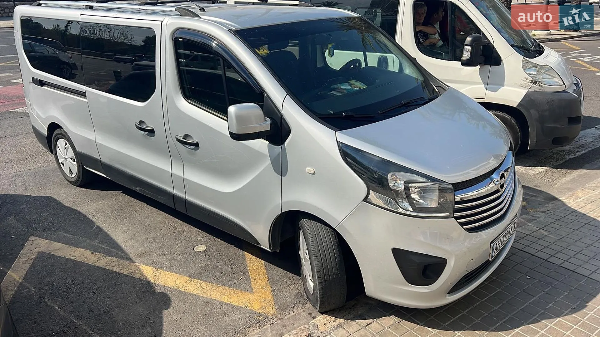 2016 Opel Vivaro - мініатюра 2