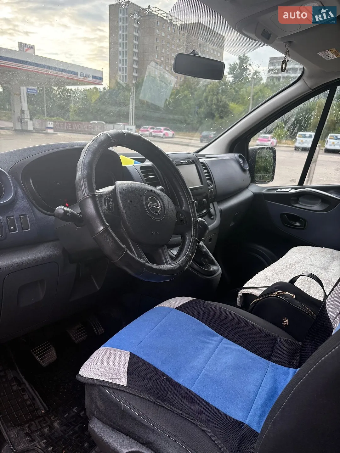 2017 Opel Vivaro - мініатюра 2