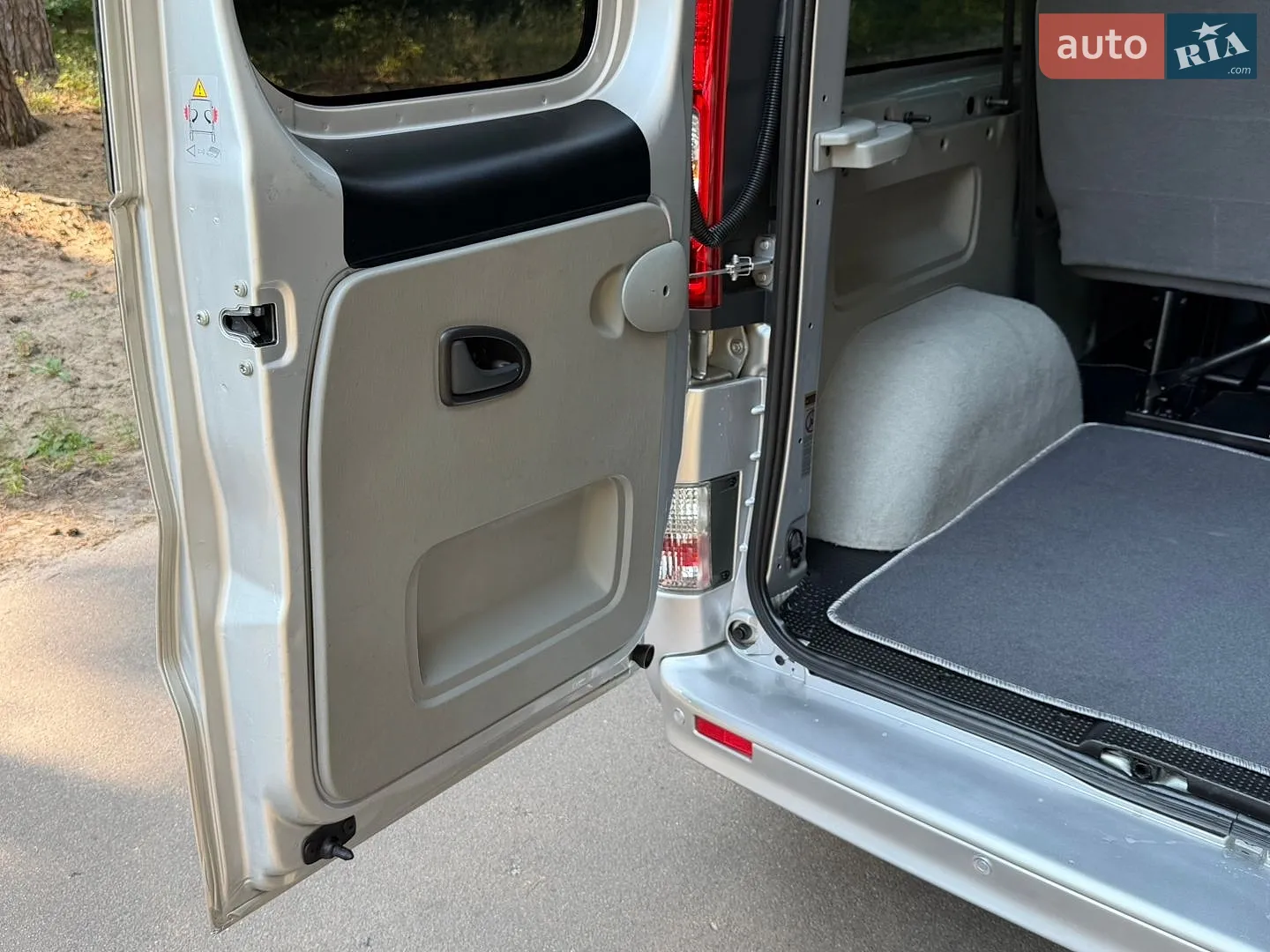 2013 Opel Vivaro - мініатюра 42