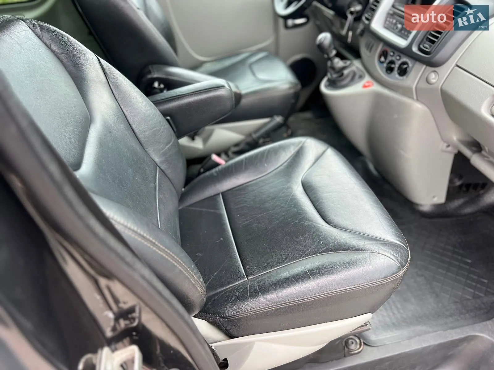 2011 Opel Vivaro - мініатюра 41