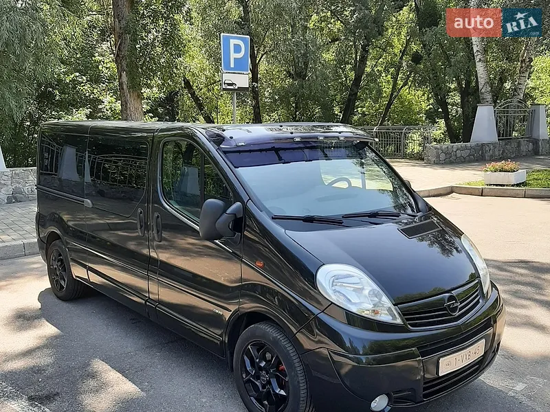 Opel Vivaro 2012