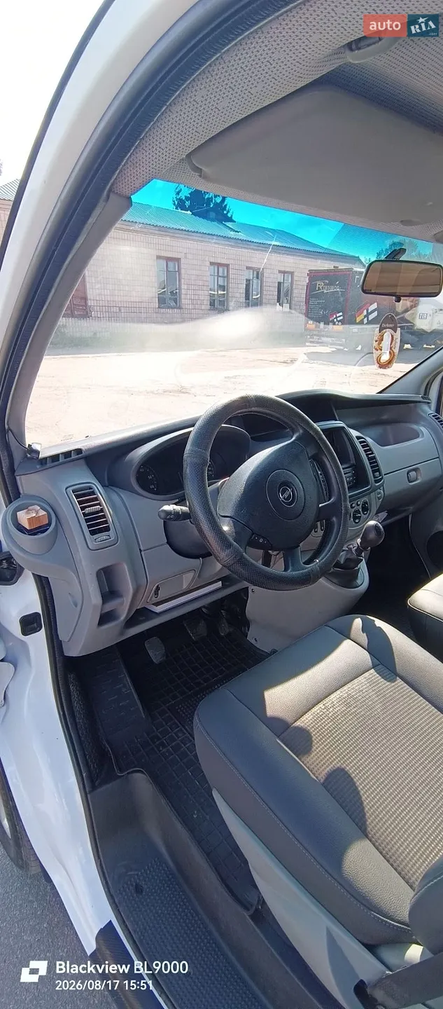 2011 Opel Vivaro - мініатюра 16