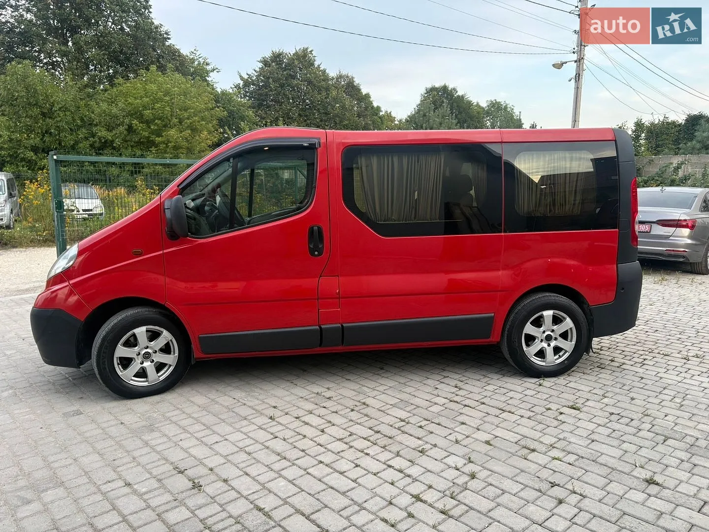 2010 Opel Vivaro - мініатюра 3