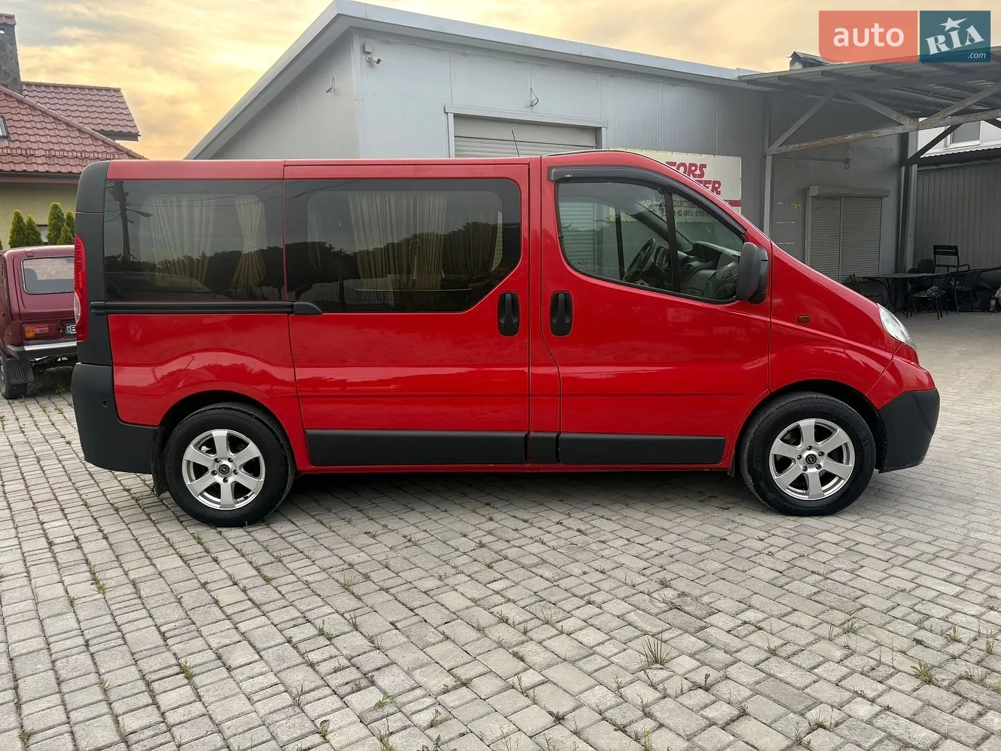 2010 Opel Vivaro - мініатюра 8