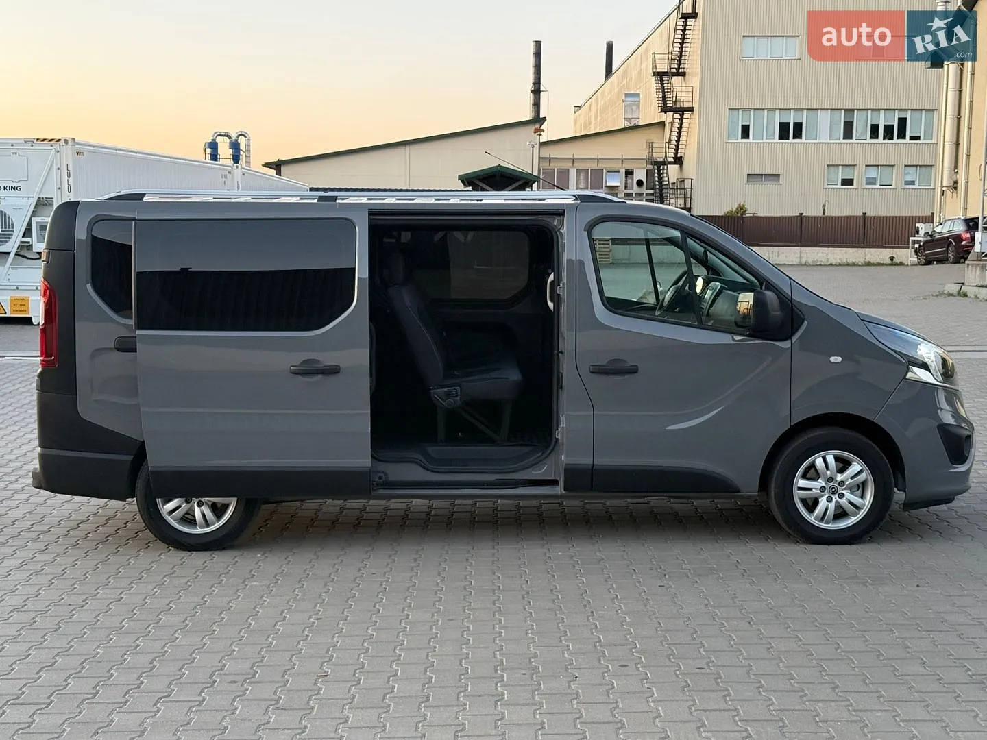 2016 Opel Vivaro - мініатюра 38