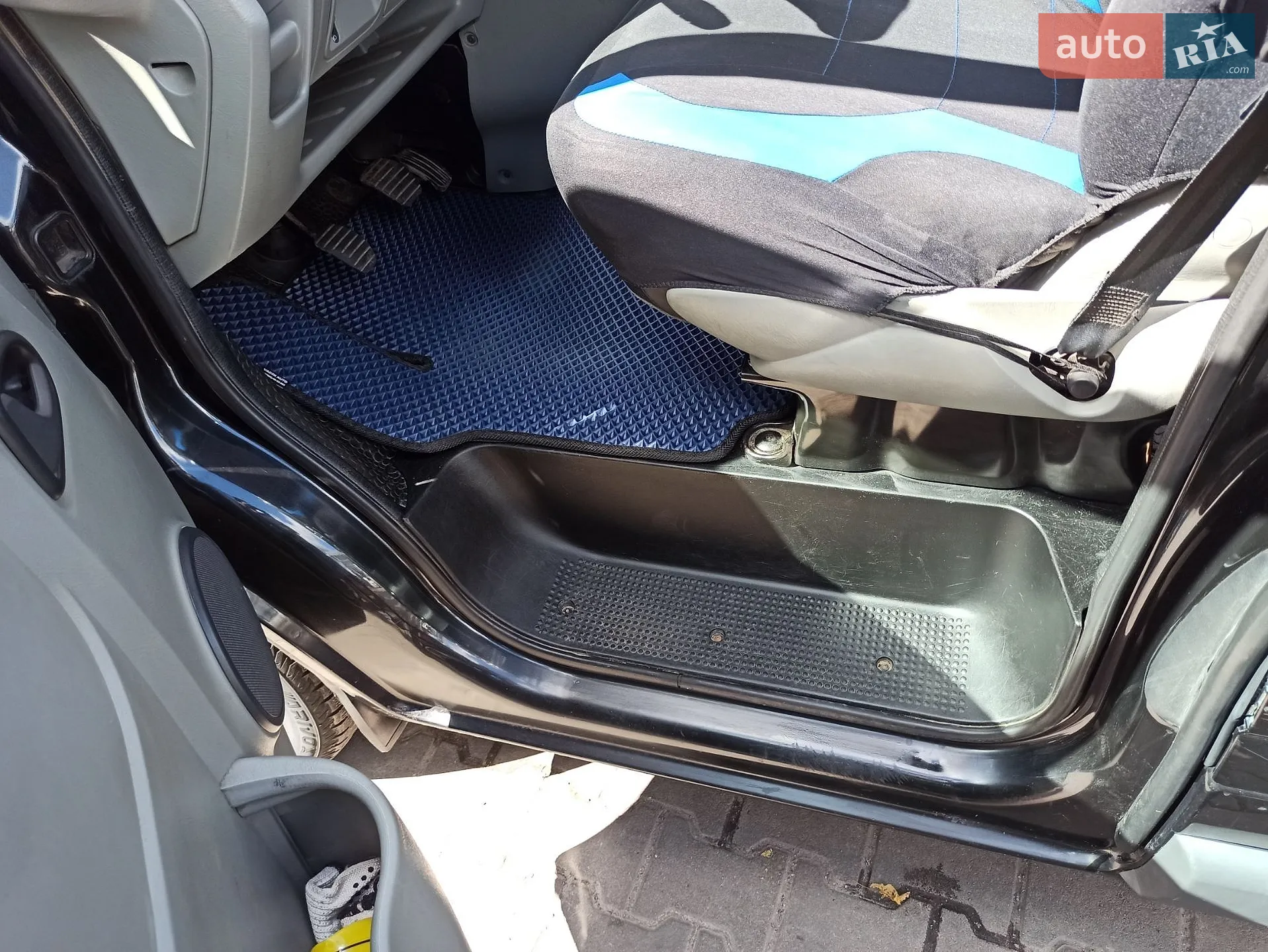 2011 Opel Vivaro - мініатюра 21