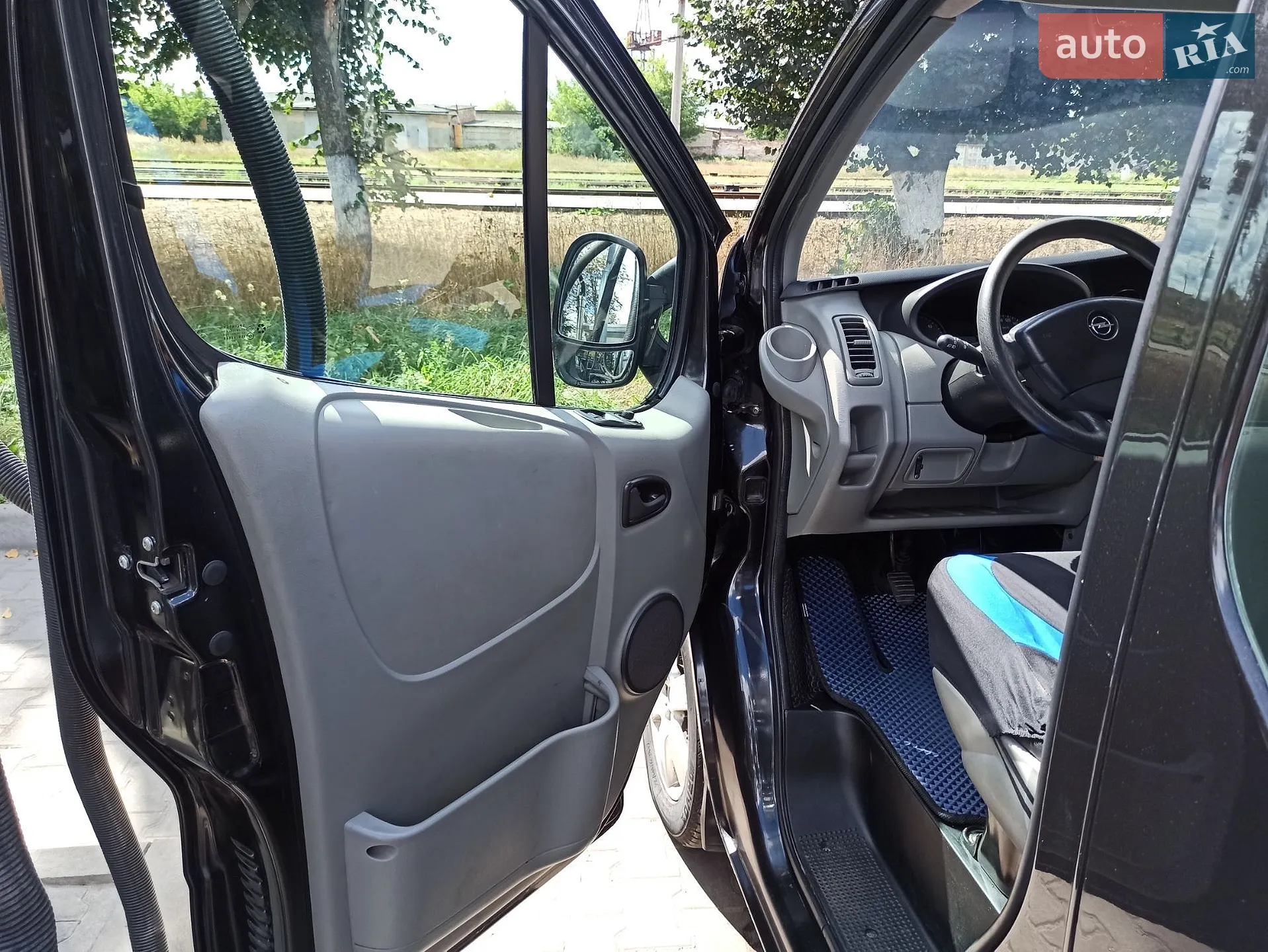 2011 Opel Vivaro - мініатюра 27