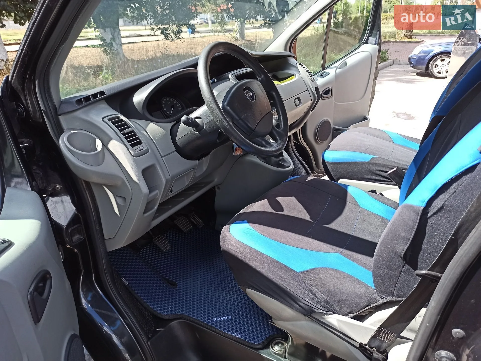 2011 Opel Vivaro - мініатюра 26