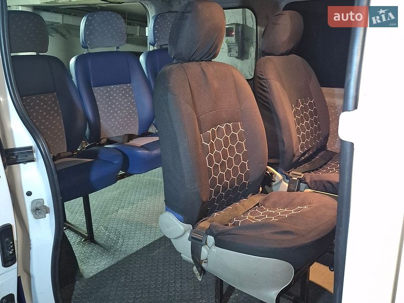 Мінівен Opel Vivaro 2006 в Києві