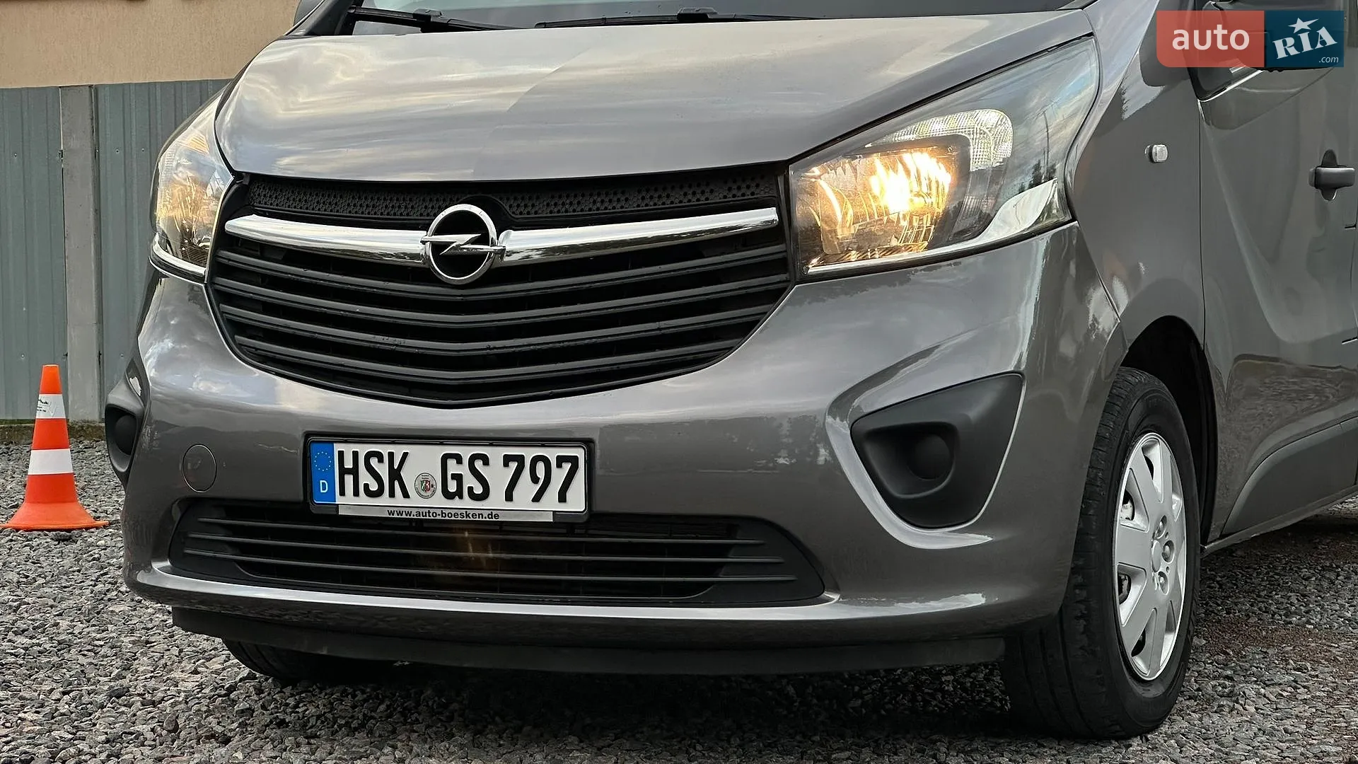 2016 Opel Vivaro - мініатюра 2