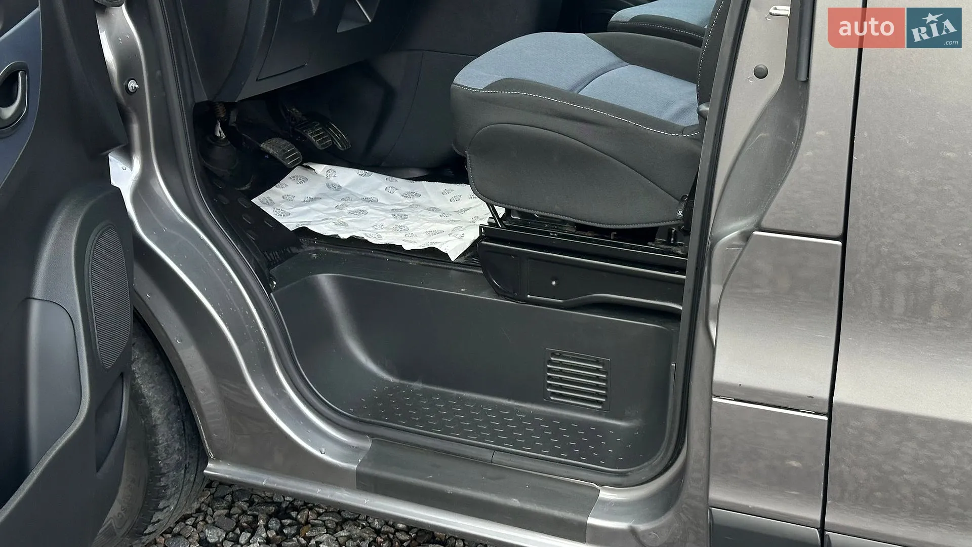 2016 Opel Vivaro - мініатюра 45