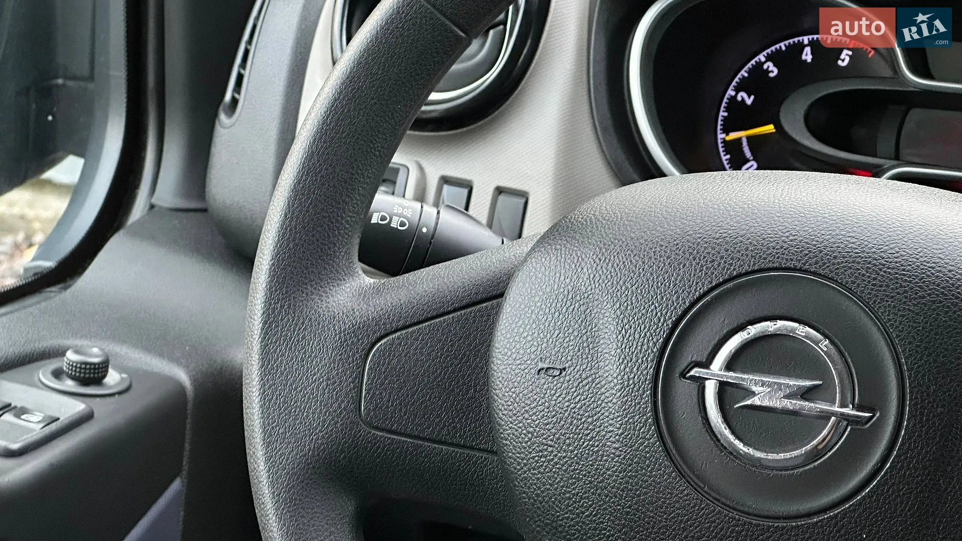 2016 Opel Vivaro - мініатюра 51