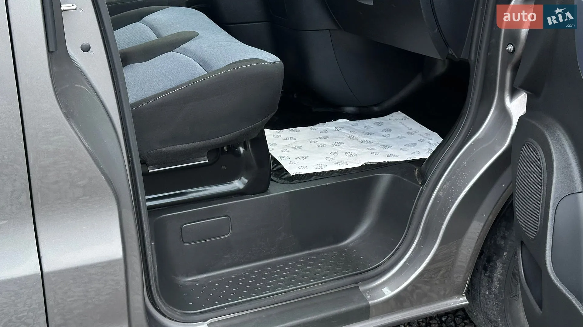2016 Opel Vivaro - мініатюра 64
