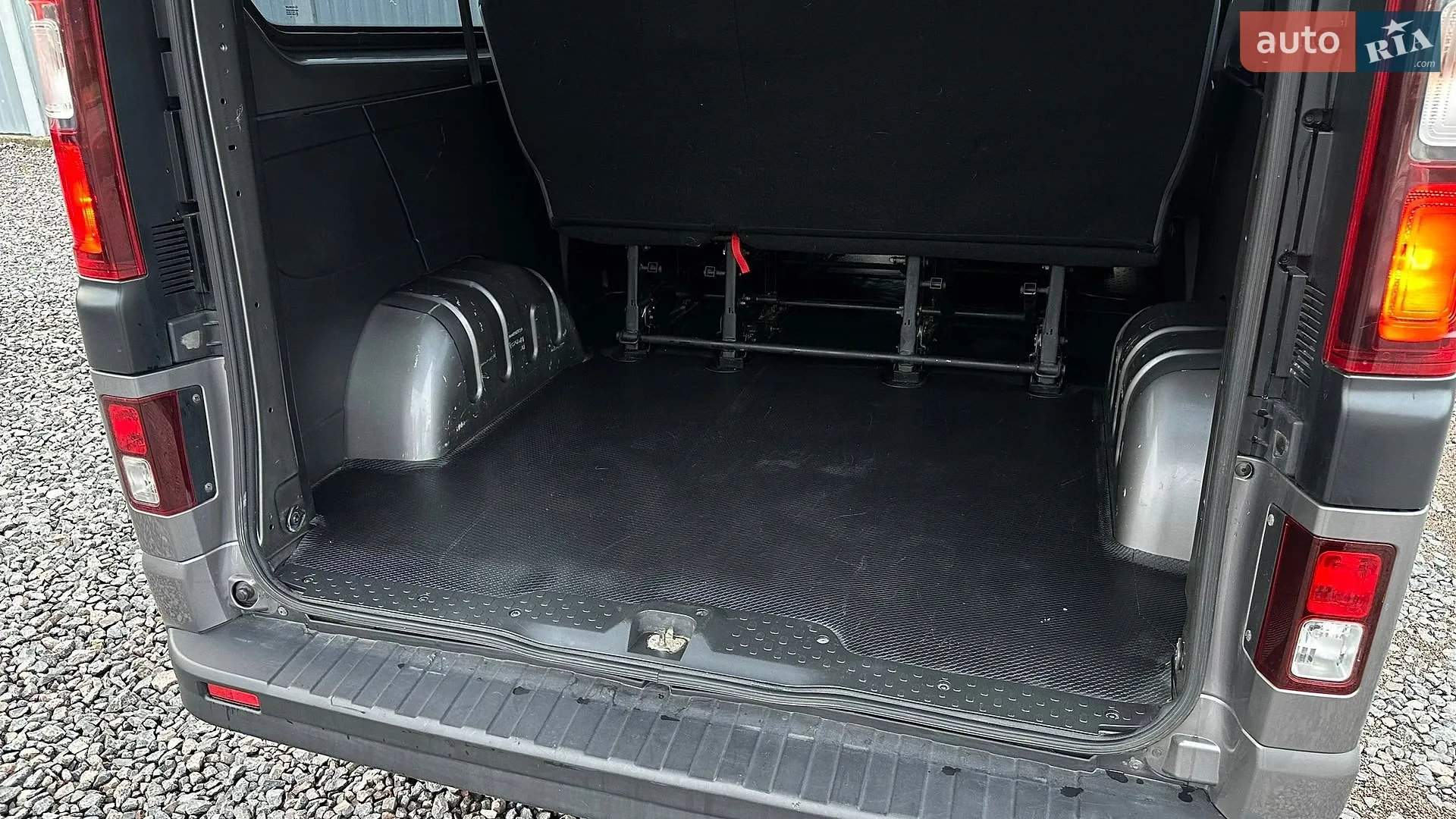 2016 Opel Vivaro - мініатюра 82