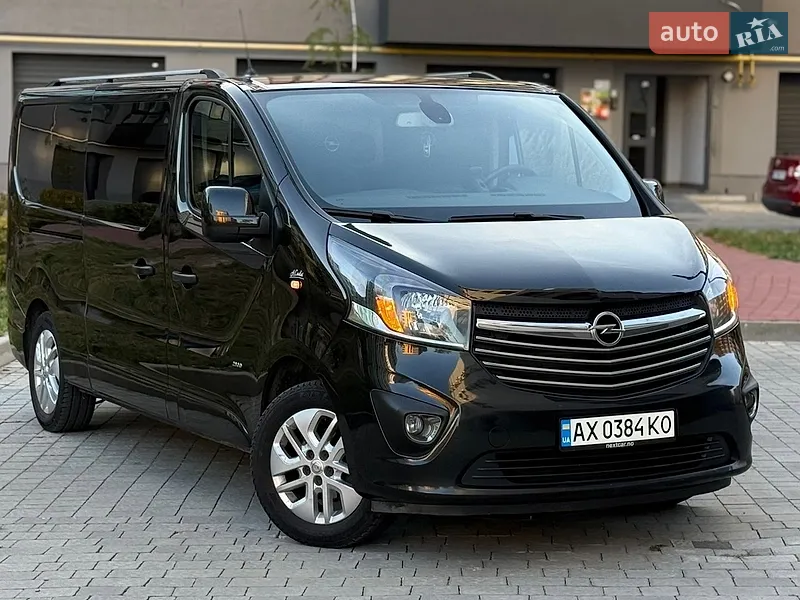 Opel Vivaro 2016