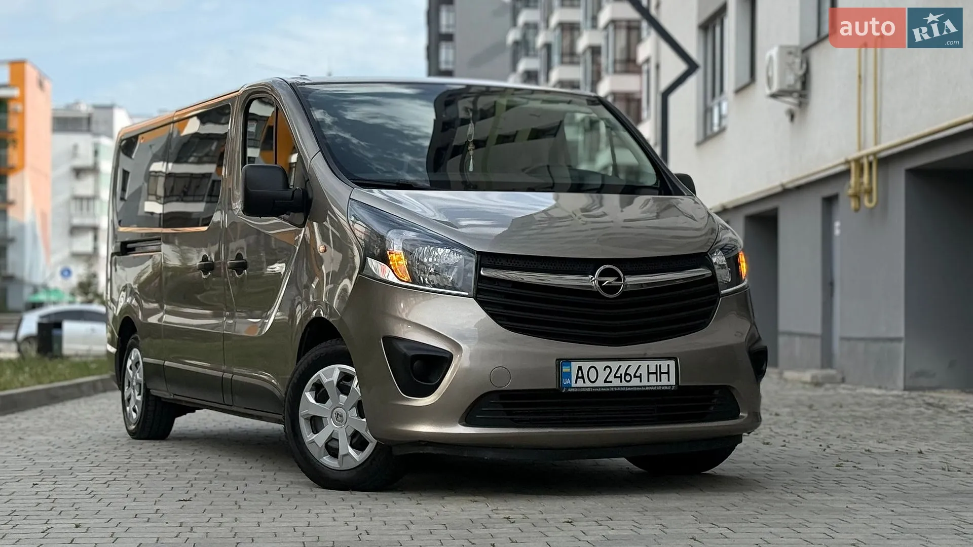 2016 Opel Vivaro - фото 1