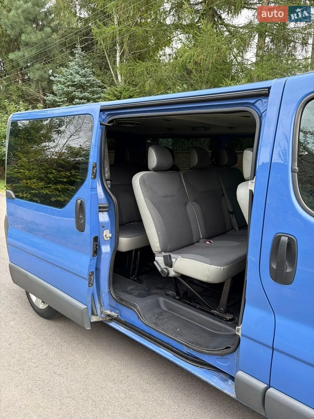 2010 Opel Vivaro - мініатюра 8