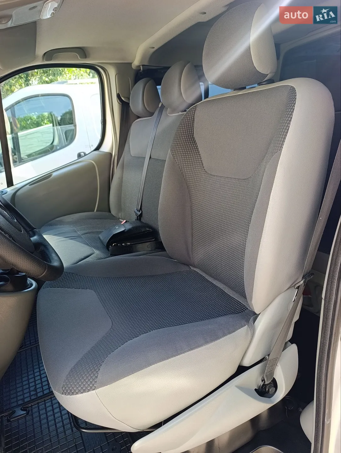 2013 Opel Vivaro - мініатюра 24