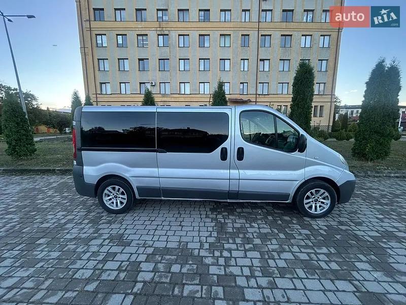 Opel Vivaro 2013