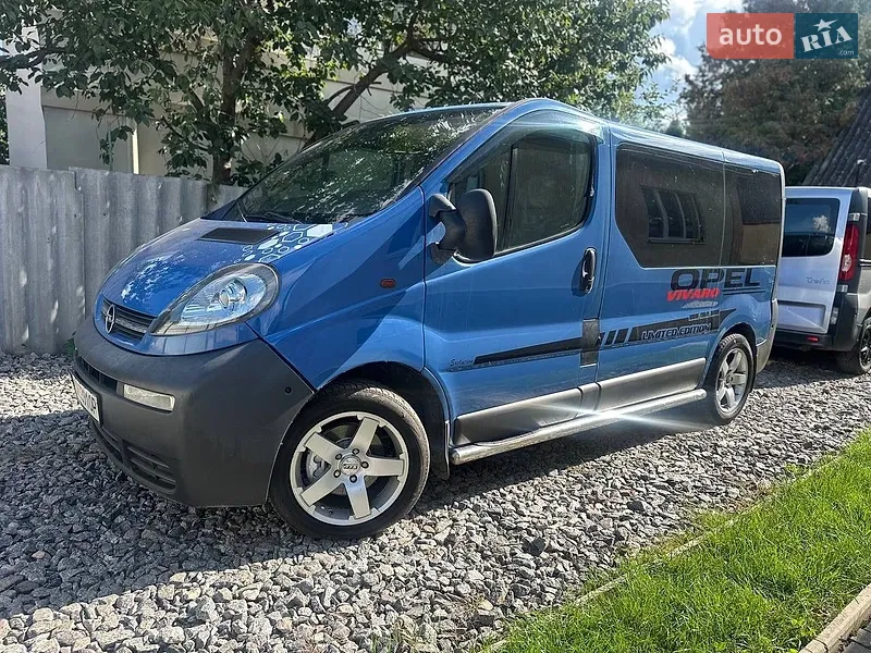 Opel Vivaro 2002