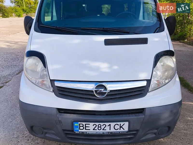 Opel Vivaro 2014