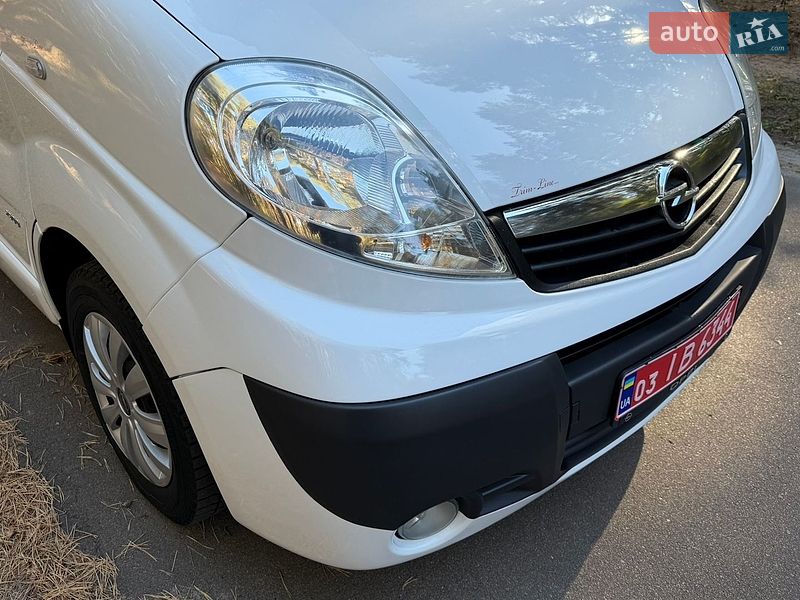 Грузовой фургон Opel Vivaro 2014 в Киеве