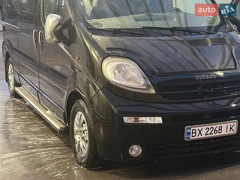 Opel Vivaro 2004
