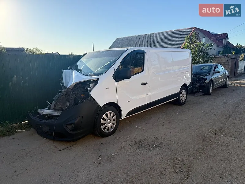 Opel Vivaro 2015