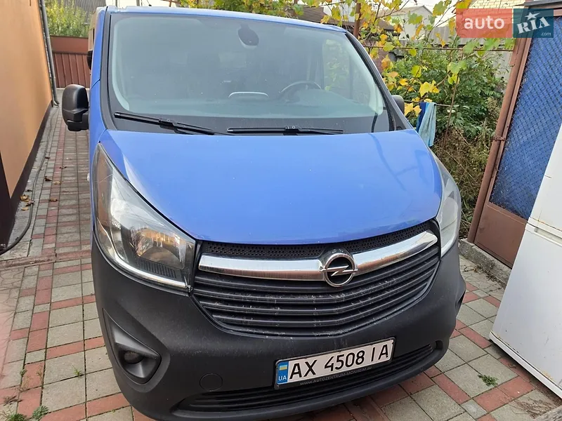 Opel Vivaro 2015