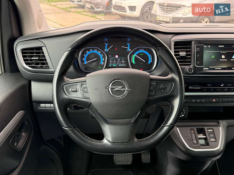 Минивэн Opel Zafira Electric 2021 в Киеве