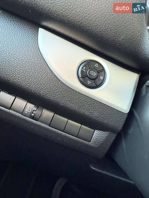 Минивэн Opel Zafira Life 2021 в Львове